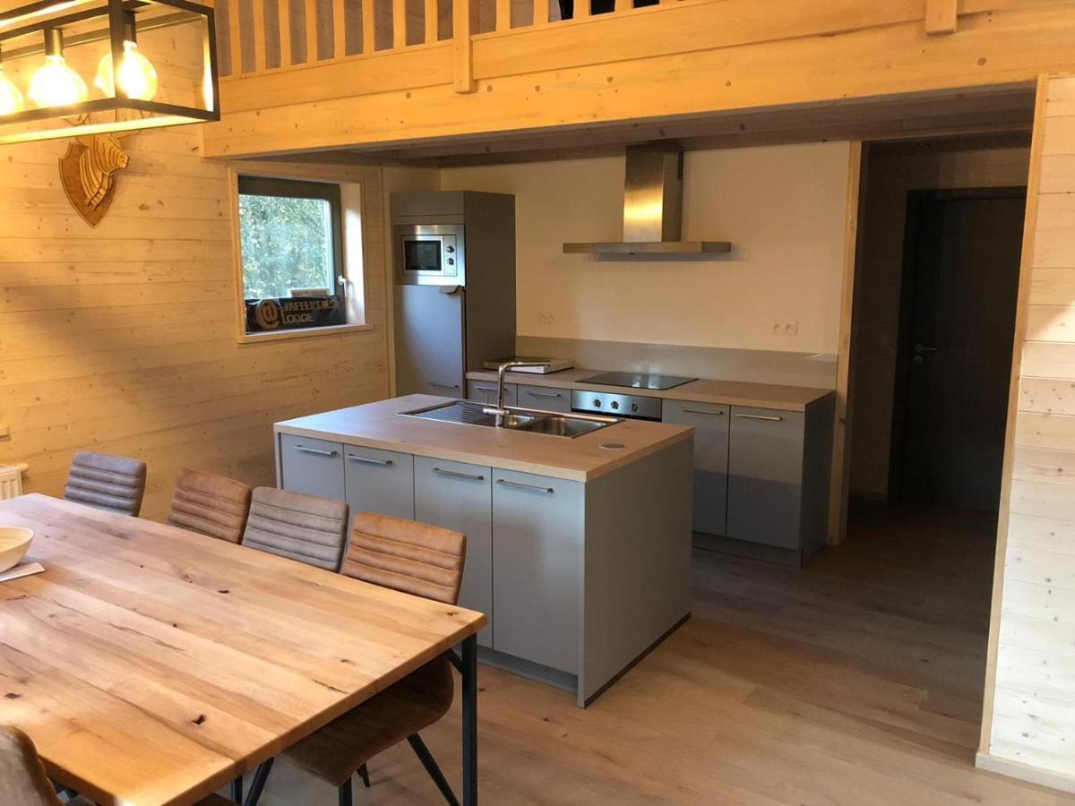 Chalet Tjaffers Lodge Durbuy Eksteriør bilde